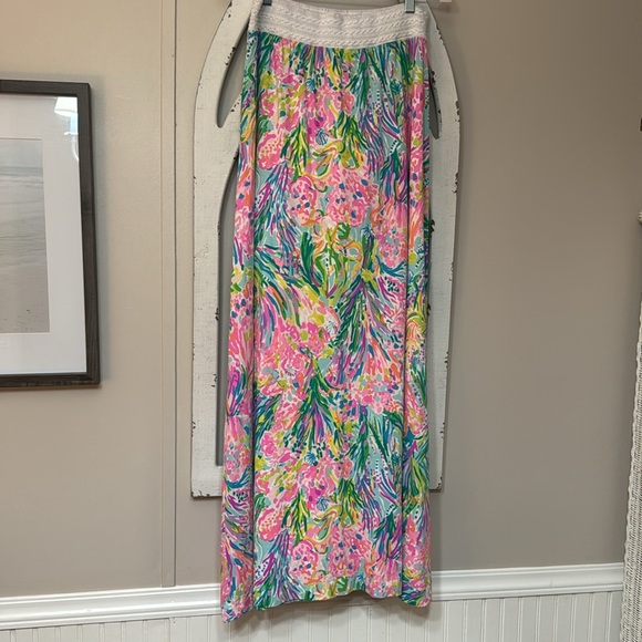 Lilly Pulitzer skirt - Picture 3 of 9